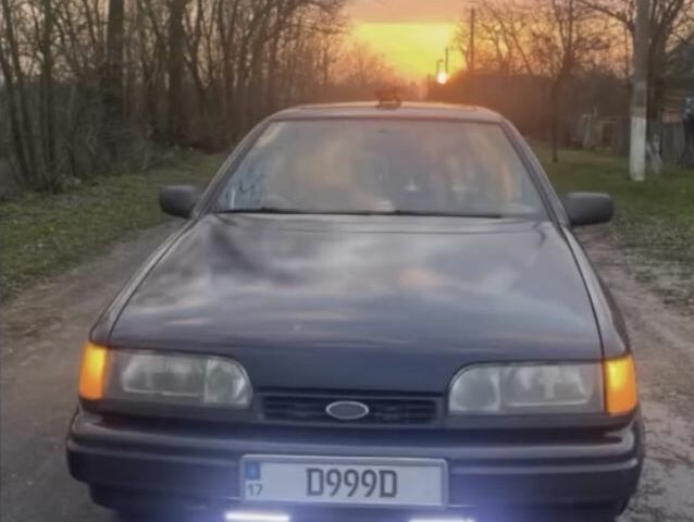 Синій Форд Скорпіо, об'ємом двигуна 2 л та пробігом 400 тис. км за 1250 $, фото 1 на Automoto.ua