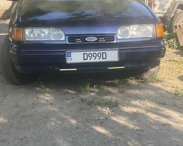 Синий Форд Скорпио, объемом двигателя 2 л и пробегом 400 тыс. км за 1500 $, фото 1 на Automoto.ua