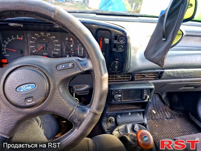 Синий Форд Скорпио, объемом двигателя 2 л и пробегом 225 тыс. км за 1300 $, фото 1 на Automoto.ua