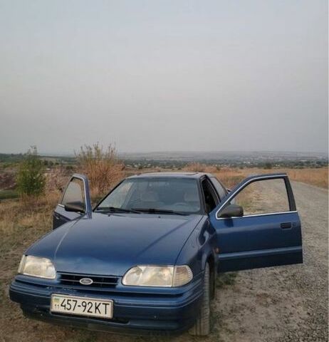 Синій Форд Скорпіо, об'ємом двигуна 2 л та пробігом 290 тис. км за 1115 $, фото 1 на Automoto.ua