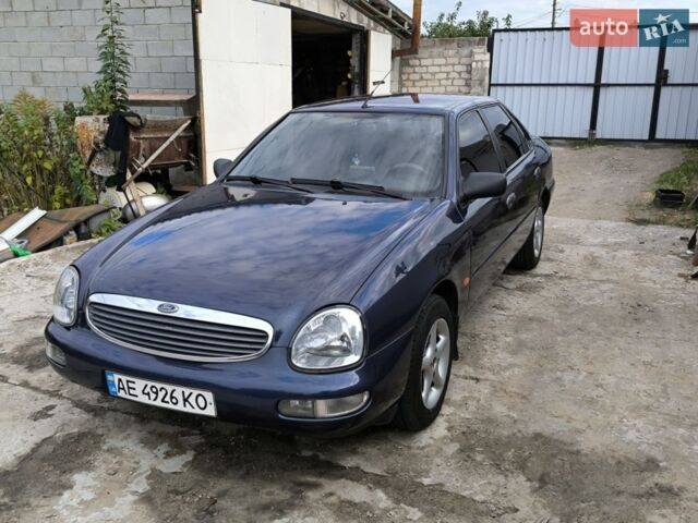 Синий Форд Скорпио, объемом двигателя 2 л и пробегом 226 тыс. км за 2100 $, фото 1 на Automoto.ua