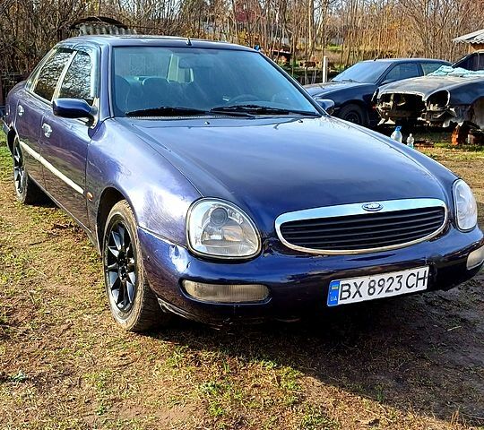 Синий Форд Скорпио, объемом двигателя 2 л и пробегом 300 тыс. км за 1100 $, фото 1 на Automoto.ua