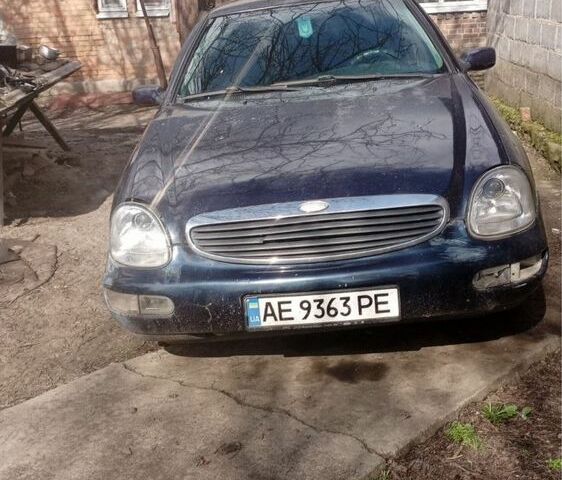 Синий Форд Скорпио, объемом двигателя 2 л и пробегом 300 тыс. км за 1370 $, фото 1 на Automoto.ua