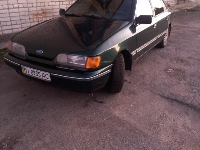 Зеленый Форд Скорпио, объемом двигателя 2 л и пробегом 200 тыс. км за 3000 $, фото 1 на Automoto.ua