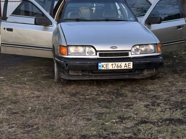 Зеленый Форд Скорпио, объемом двигателя 2.4 л и пробегом 3 тыс. км за 1000 $, фото 1 на Automoto.ua