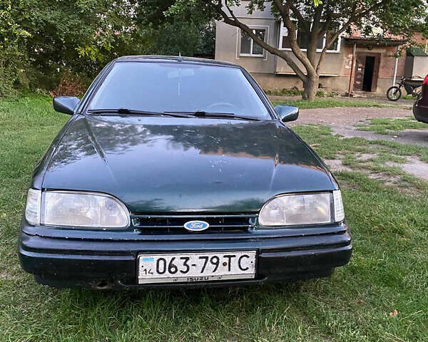 Зеленый Форд Скорпио, объемом двигателя 2 л и пробегом 500 тыс. км за 500 $, фото 1 на Automoto.ua