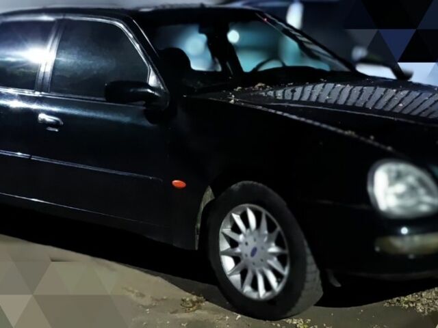 Зеленый Форд Скорпио, объемом двигателя 2 л и пробегом 200 тыс. км за 2700 $, фото 1 на Automoto.ua
