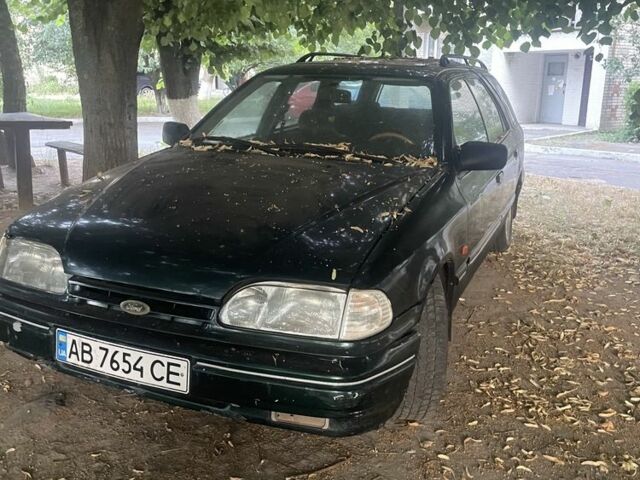Зеленый Форд Скорпио, объемом двигателя 2 л и пробегом 300 тыс. км за 1250 $, фото 1 на Automoto.ua