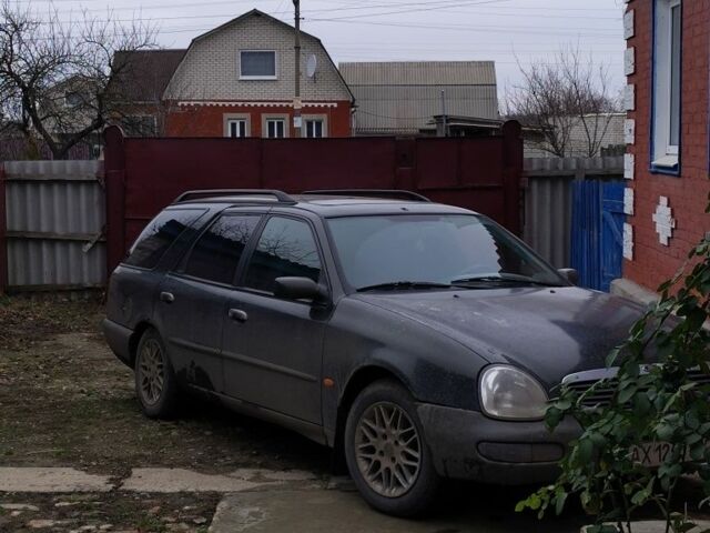 Зелений Форд Скорпіо, об'ємом двигуна 2 л та пробігом 200 тис. км за 1500 $, фото 1 на Automoto.ua