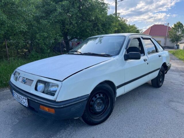 Білий Форд Сієрра, об'ємом двигуна 2 л та пробігом 250 тис. км за 600 $, фото 1 на Automoto.ua