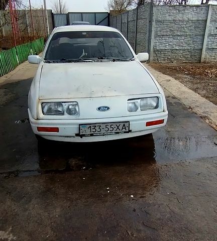 Белый Форд Сиерра, объемом двигателя 2 л и пробегом 1 тыс. км за 600 $, фото 1 на Automoto.ua