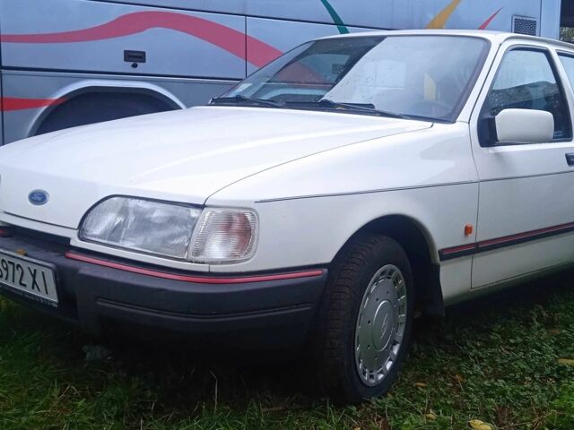Білий Форд Сієрра, об'ємом двигуна 2 л та пробігом 49 тис. км за 3005 $, фото 1 на Automoto.ua