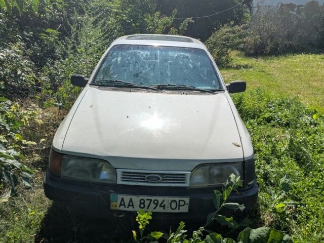 Білий Форд Сієрра, об'ємом двигуна 2 л та пробігом 500 тис. км за 338 $, фото 1 на Automoto.ua