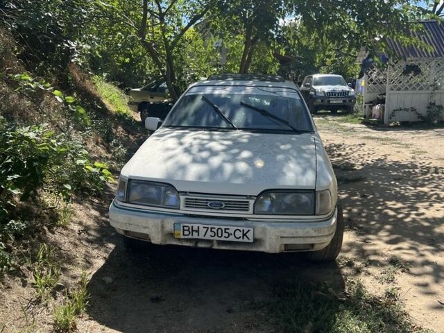 Білий Форд Сієрра, об'ємом двигуна 2 л та пробігом 2 тис. км за 351 $, фото 1 на Automoto.ua