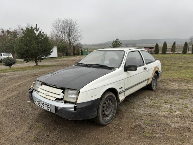 Белый Форд Сиерра, объемом двигателя 0 л и пробегом 70 тыс. км за 279 $, фото 1 на Automoto.ua