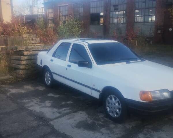 Білий Форд Сієрра, об'ємом двигуна 2 л та пробігом 300 тис. км за 807 $, фото 1 на Automoto.ua