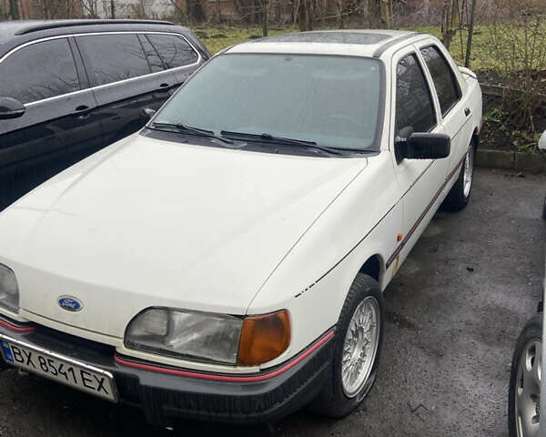 Белый Форд Сиерра, объемом двигателя 1.8 л и пробегом 94 тыс. км за 899 $, фото 1 на Automoto.ua