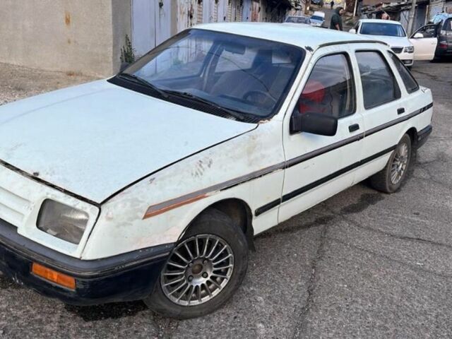 Белый Форд Сиерра, объемом двигателя 0 л и пробегом 400 тыс. км за 227 $, фото 1 на Automoto.ua