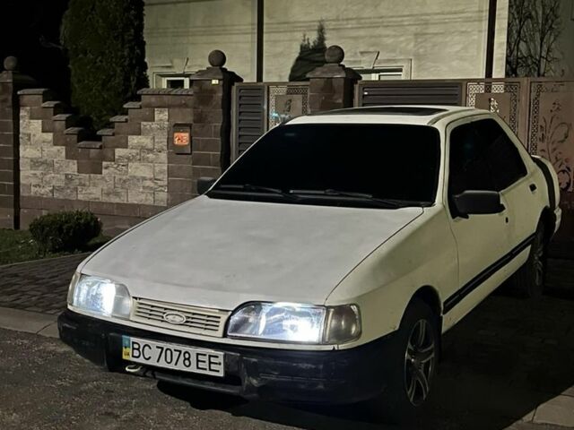 Білий Форд Сієрра, об'ємом двигуна 2 л та пробігом 359 тис. км за 950 $, фото 1 на Automoto.ua