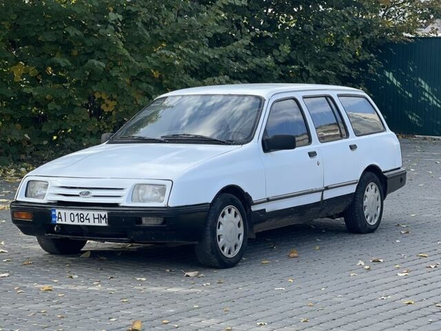 Белый Форд Сиерра, объемом двигателя 1.6 л и пробегом 1 тыс. км за 450 $, фото 1 на Automoto.ua