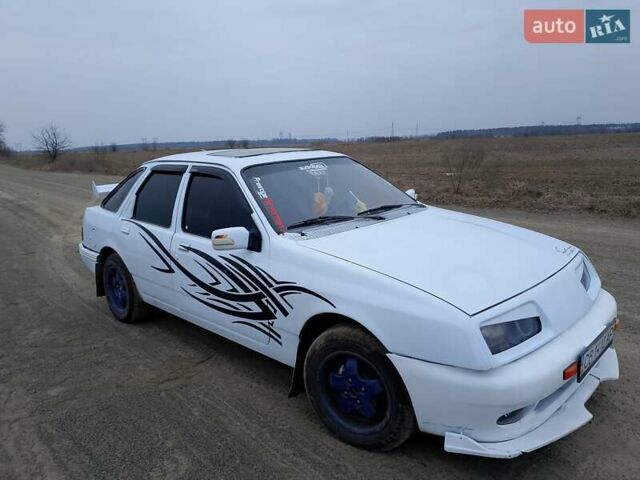 Білий Форд Сієрра, об'ємом двигуна 2 л та пробігом 173 тис. км за 1199 $, фото 1 на Automoto.ua