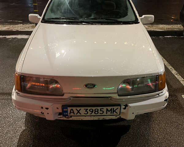 Білий Форд Сієрра, об'ємом двигуна 1.99 л та пробігом 90 тис. км за 850 $, фото 1 на Automoto.ua