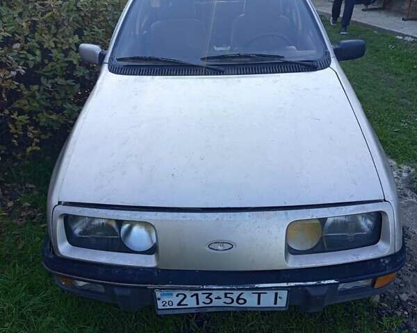 Бежевий Форд Сієрра, об'ємом двигуна 2.3 л та пробігом 280 тис. км за 700 $, фото 1 на Automoto.ua