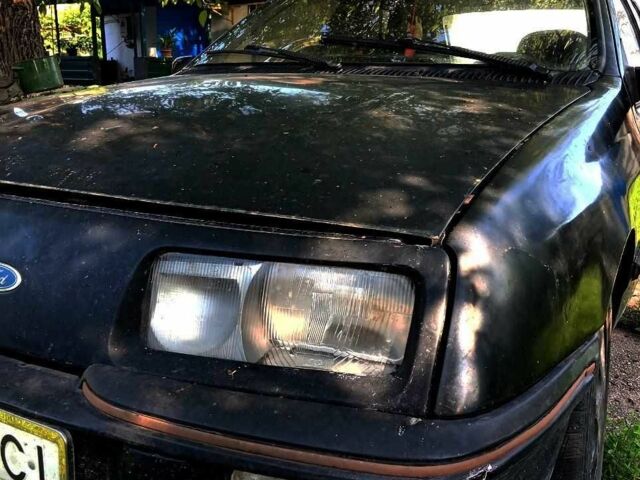 Чорний Форд Сієрра, об'ємом двигуна 2.8 л та пробігом 200 тис. км за 1000 $, фото 1 на Automoto.ua