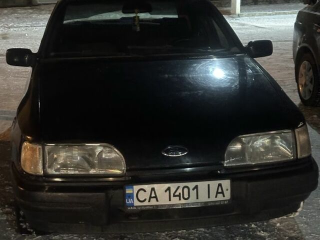 Черный Форд Сиерра, объемом двигателя 1.6 л и пробегом 3 тыс. км за 800 $, фото 1 на Automoto.ua