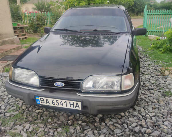 Черный Форд Сиерра, объемом двигателя 1.6 л и пробегом 400 тыс. км за 1400 $, фото 1 на Automoto.ua