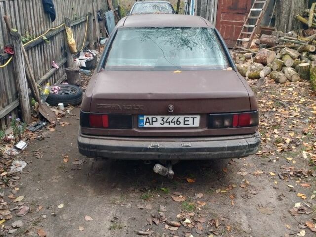 Коричневый Форд Сиерра, объемом двигателя 1.8 л и пробегом 400 тыс. км за 720 $, фото 1 на Automoto.ua
