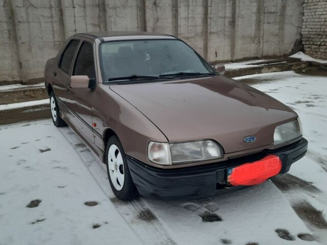 Коричневый Форд Сиерра, объемом двигателя 0 л и пробегом 350 тыс. км за 988 $, фото 1 на Automoto.ua