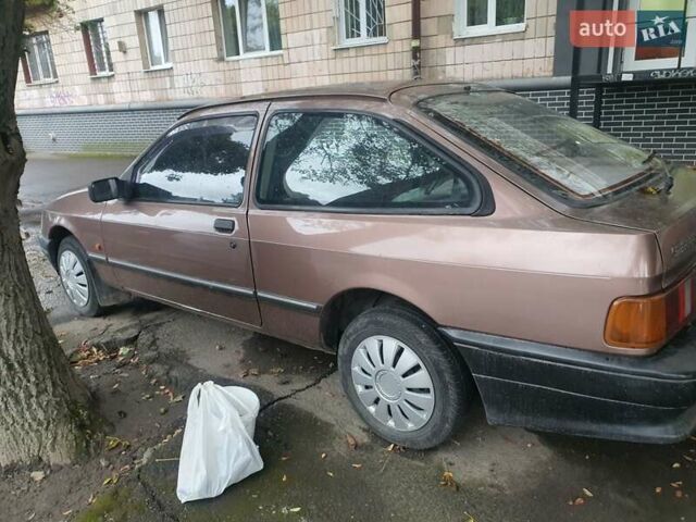 Коричневый Форд Сиерра, объемом двигателя 1.8 л и пробегом 40 тыс. км за 2000 $, фото 1 на Automoto.ua