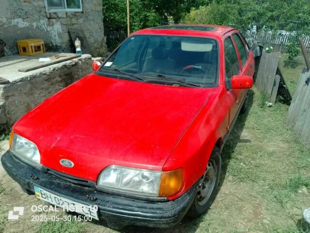 Красный Форд Сиерра, объемом двигателя 2.3 л и пробегом 658 тыс. км за 700 $, фото 1 на Automoto.ua