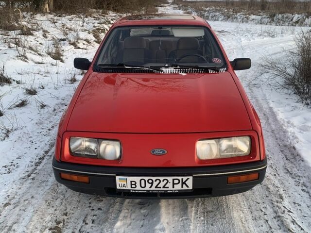 Красный Форд Сиерра, объемом двигателя 2 л и пробегом 353 тыс. км за 1550 $, фото 1 на Automoto.ua