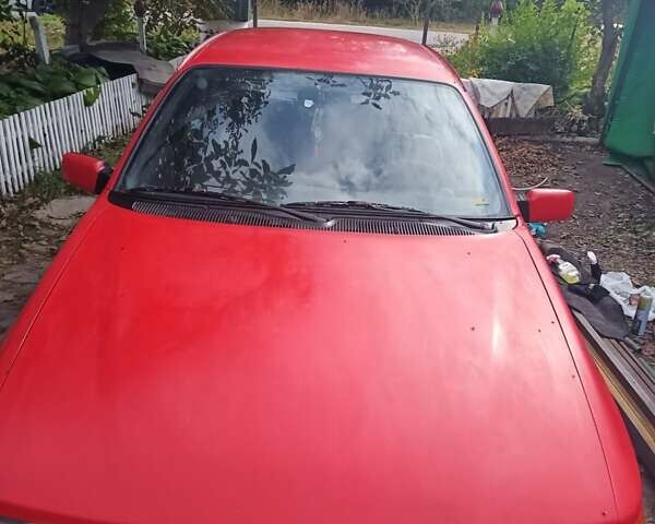 Красный Форд Сиерра, объемом двигателя 0 л и пробегом 350 тыс. км за 1100 $, фото 1 на Automoto.ua
