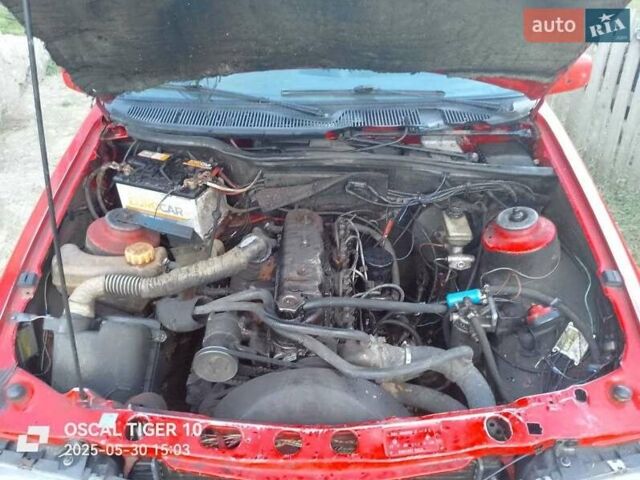 Червоний Форд Сієрра, об'ємом двигуна 2.3 л та пробігом 658 тис. км за 700 $, фото 1 на Automoto.ua