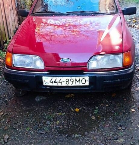 Красный Форд Сиерра, объемом двигателя 0 л и пробегом 38 тыс. км за 2339 $, фото 1 на Automoto.ua