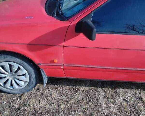 Червоний Форд Сієрра, об'ємом двигуна 2 л та пробігом 450 тис. км за 1050 $, фото 1 на Automoto.ua