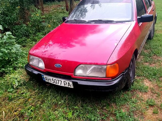 Красный Форд Сиерра, объемом двигателя 2 л и пробегом 222 тыс. км за 1080 $, фото 1 на Automoto.ua