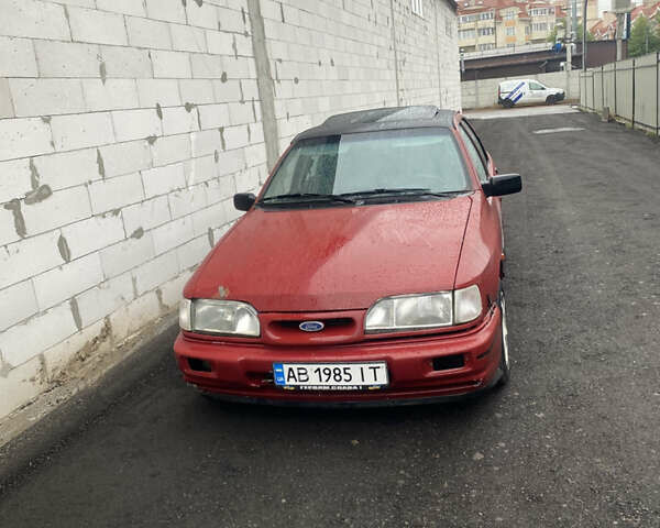 Червоний Форд Сієрра, об'ємом двигуна 2 л та пробігом 77 тис. км за 1800 $, фото 1 на Automoto.ua