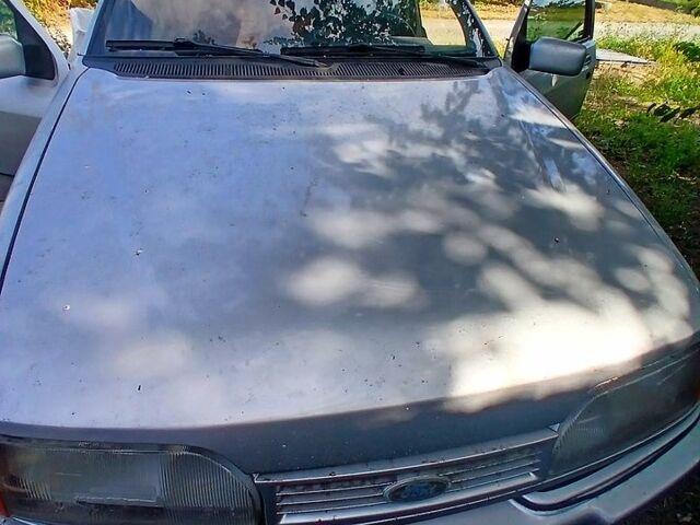 Форд Сиерра, объемом двигателя 2 л и пробегом 246 тыс. км за 670 $, фото 1 на Automoto.ua