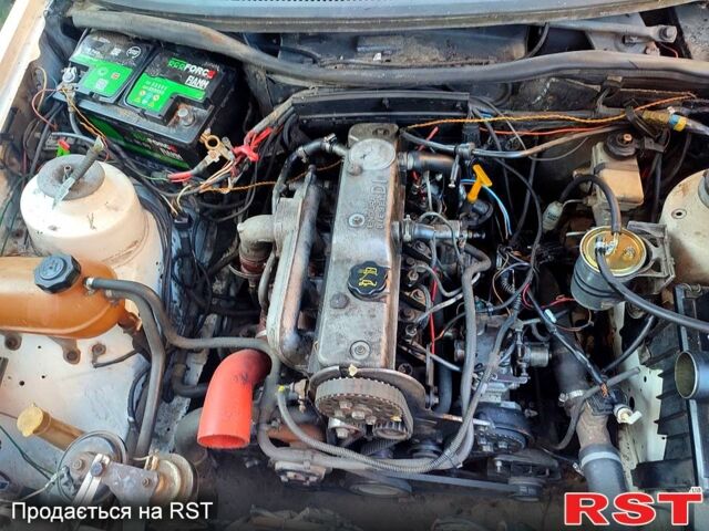 Форд Сієрра, об'ємом двигуна 1.8 л та пробігом 0 тис. км за 1000 $, фото 1 на Automoto.ua