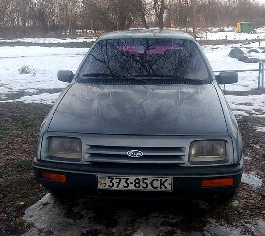 Форд Сієрра, об'ємом двигуна 2.3 л та пробігом 125 тис. км за 1000 $, фото 1 на Automoto.ua