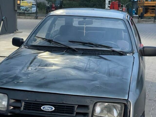 Сірий Форд Сієрра, об'ємом двигуна 1.6 л та пробігом 55 тис. км за 446 $, фото 1 на Automoto.ua