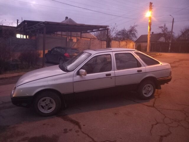 Серый Форд Сиерра, объемом двигателя 1.6 л и пробегом 99 тыс. км за 593 $, фото 1 на Automoto.ua