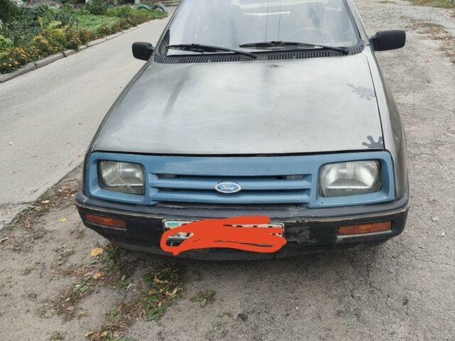 Серый Форд Сиерра, объемом двигателя 2 л и пробегом 100 тыс. км за 1313 $, фото 1 на Automoto.ua