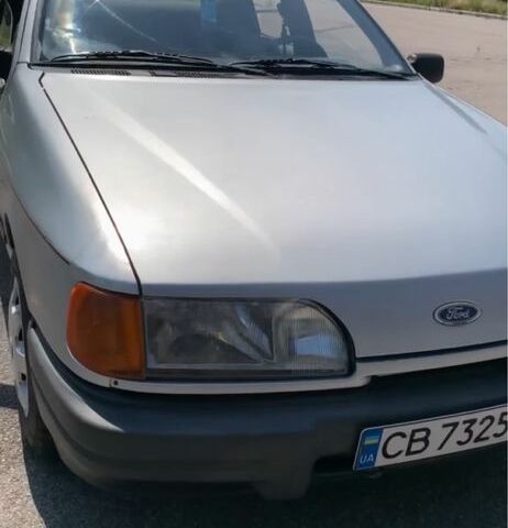 Форд Сиерра 1987 в Городне на Automoto.ua Серый Форд Сиерра, объемом двигателя 1.8 л и пробегом 3 тыс. км за 1990 $, фото 1 на Automoto.ua