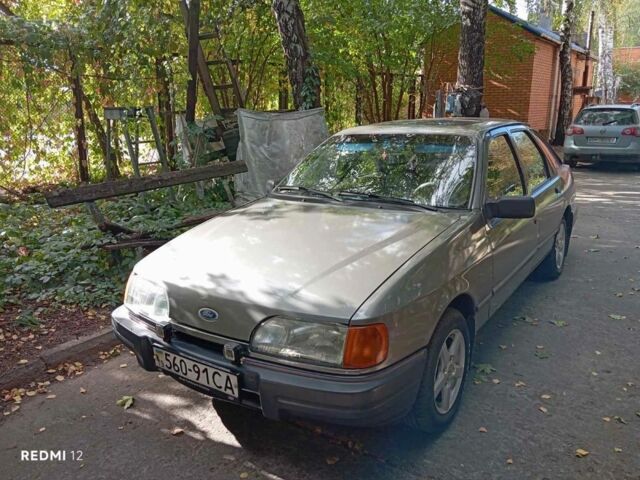 Серый Форд Сиерра, объемом двигателя 2 л и пробегом 300 тыс. км за 1800 $, фото 1 на Automoto.ua