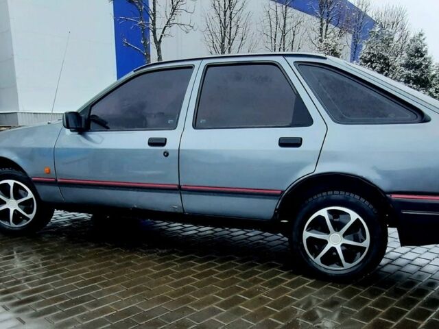 Серый Форд Сиерра, объемом двигателя 2 л и пробегом 800 тыс. км за 1500 $, фото 1 на Automoto.ua